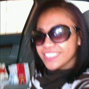 Meet your Posher, Juby